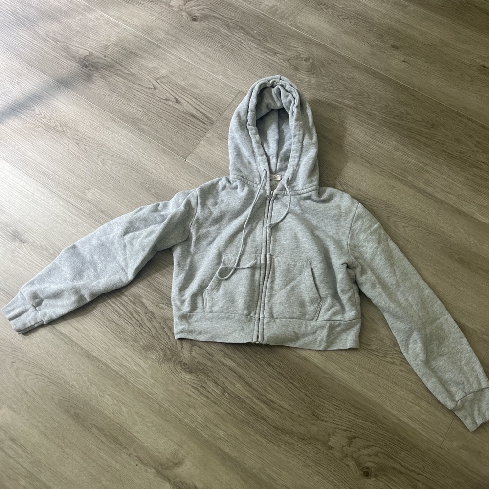 Brandy Melville cropped zip up